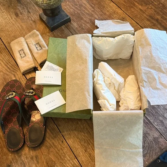 ♥️Authentic Gucci GG Web thong sandals, Flip Flops, Size 40.5 ♥️ - Picture 13 of 14